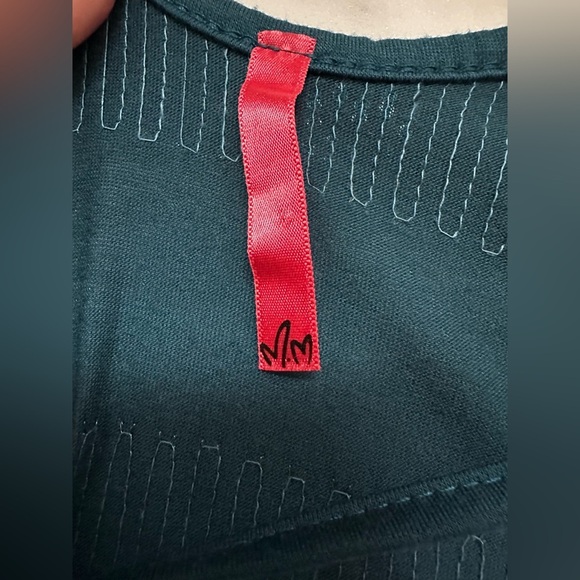 MOTIVE Short sleeve sequined top: color teal, size M - Picture 8 of 10